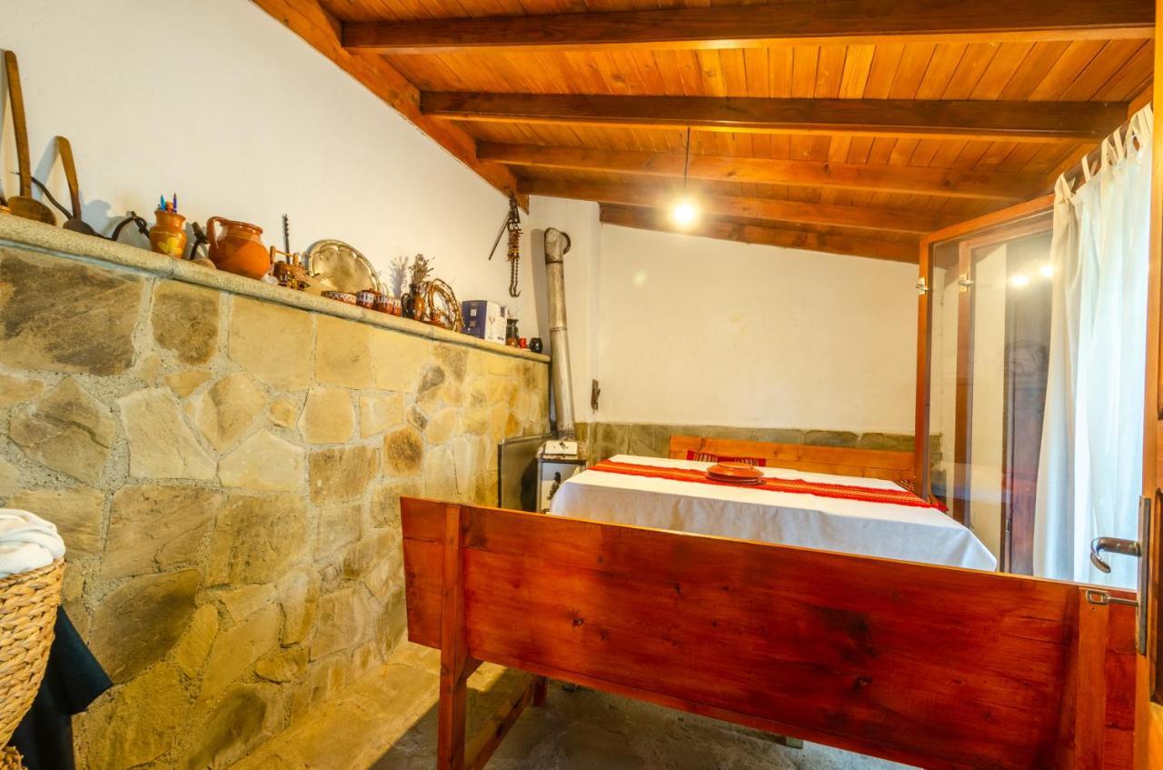 Къща За Гости Виктория Kotel Luaran gambar